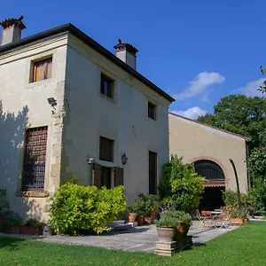 https://palazzetto-ardi.hotelinveneto.com