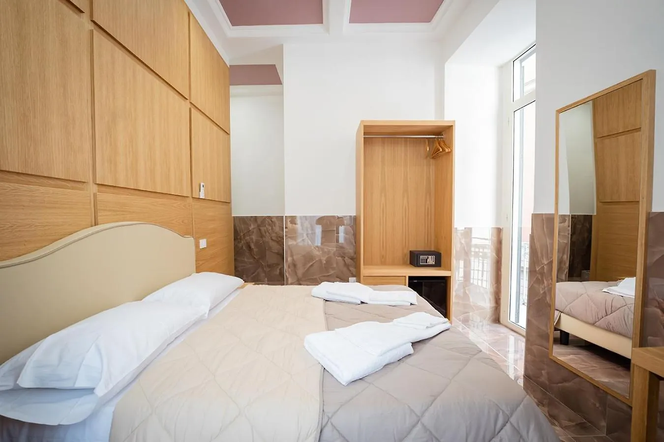 Hotel Pc Boutique H, Sea View By Clapa Group Napoli Affittacamere